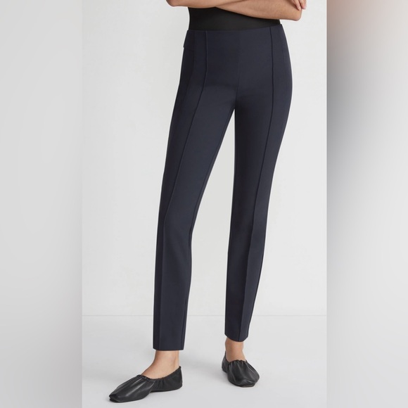 Lafayette 148
ACCLAIMED STRETCH GRAMERCY PANT ink navy size 10
Style MP949R-J525 - Picture 1 of 9